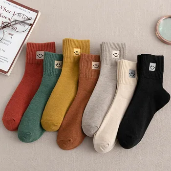 1 Çift Uzun Çorap Rahat Pamuk Sevimli Sevimli Gülen Orta Tüp Çorap Japon Tarzı Unisex Düz Renk