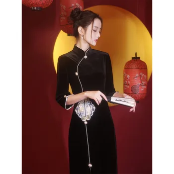 Altın kadife cheongsam 2022 yeni bahar gençlik Siyah Retro geliştirilmiş kısa Çin tarzı elbise kadınlar için