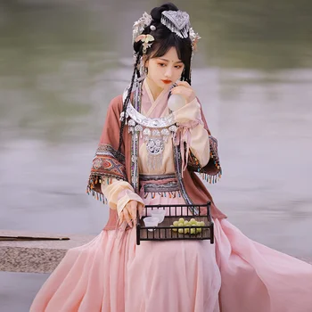 Bulutlar giyiyorum [Yan Nujiao] Miao uyruklu kızlar için Han Hanedanlığı ve Song Hanedanlığı'nda yapılan yarım kollu pilili etek