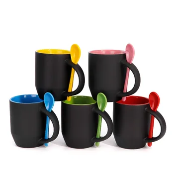 Dıy Fotoğraf Baskı Dışında siyah renk kupa Renk Değiştiren Kupa Kahve Fincanı Süblimasyon Boş Kupa Çay kaşıklı fincan
