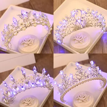 Gelin Düğün Tiara ve Taç Led Prenses Taç İnci Taklidi Kristal 18th Doğum Günü Partisi 2018 Moda saç takı Pageant